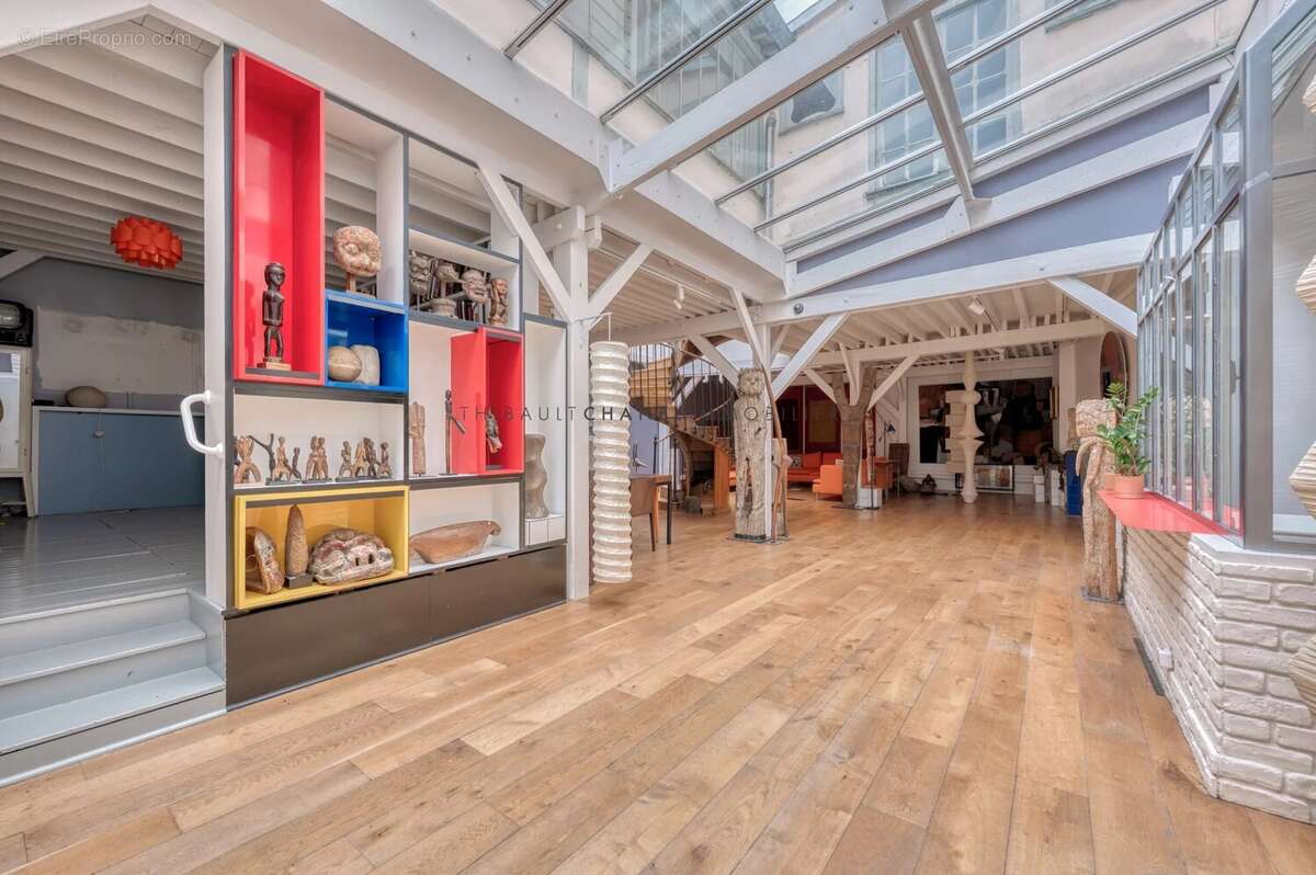 Appartement à PARIS-7E