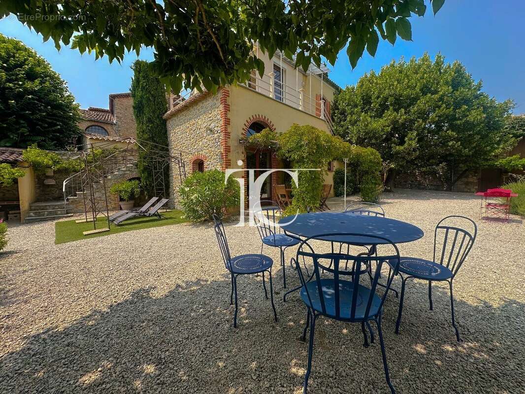 Maison à SAINT-PAUL-LE-JEUNE