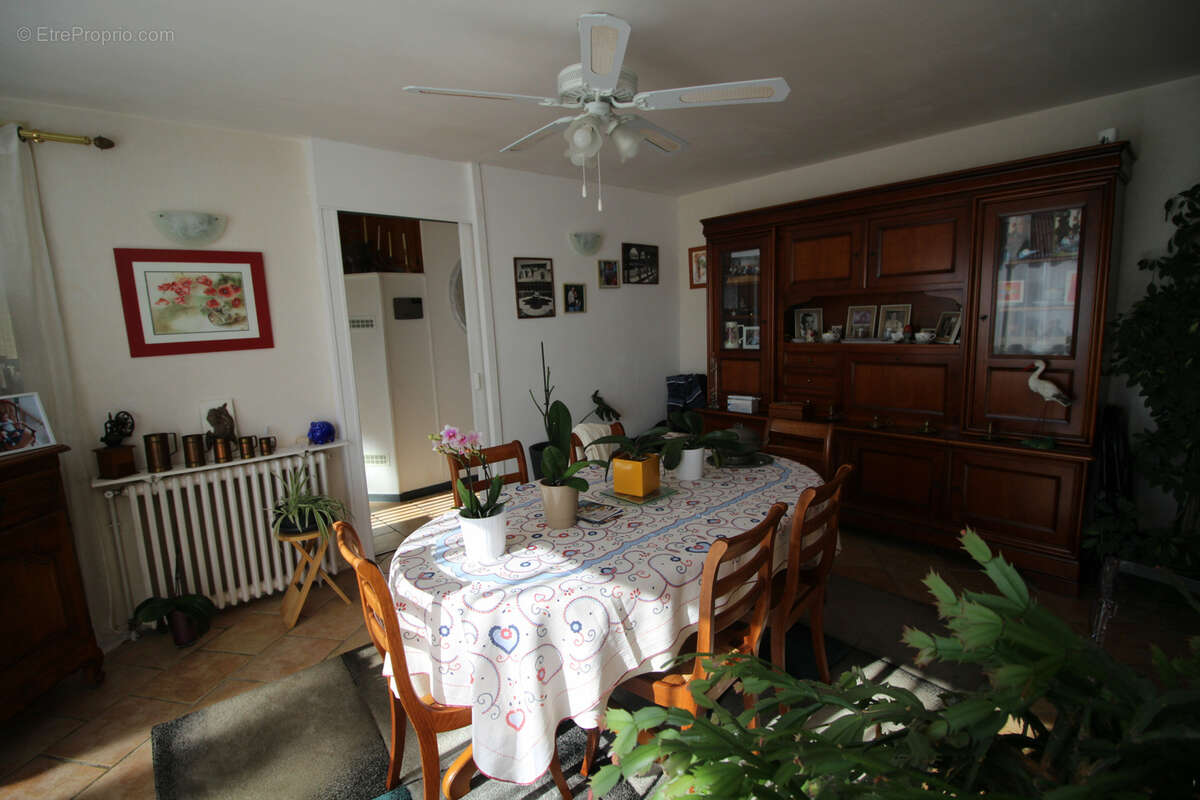 Maison à PUY-L'EVEQUE