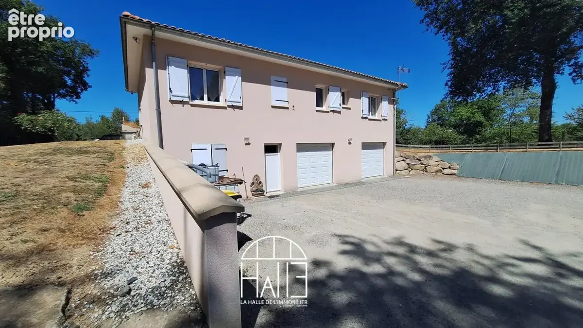 Maison 5 pièces 127 m² à vendre à Chassenon (16150) - photo 2