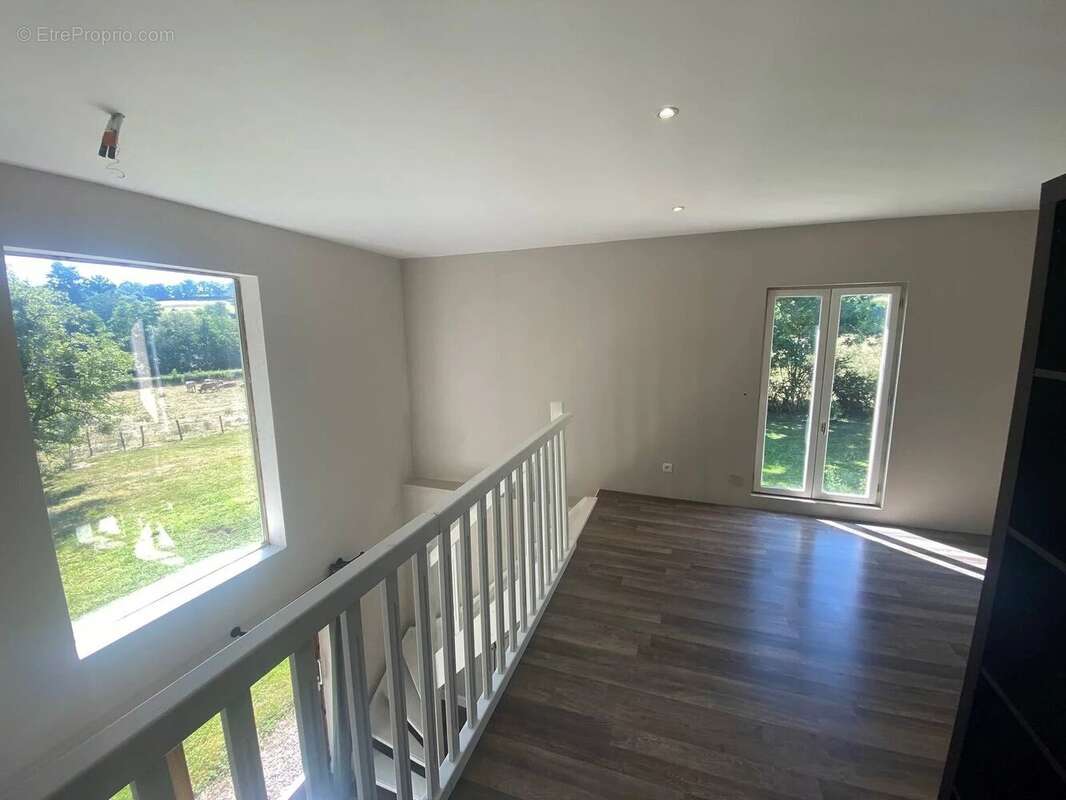 Exclusif, en Bourgogne: Maison rénovée à 10 minutes d'Autun - photo 11