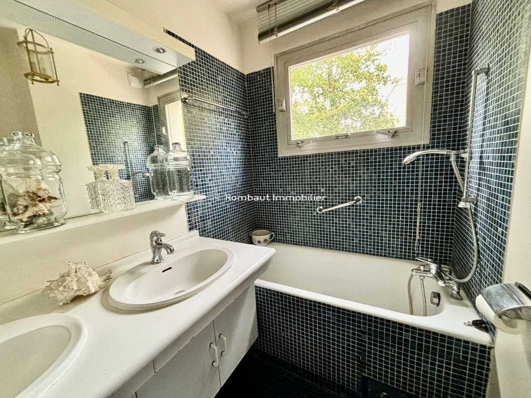 Appartement à LA CELLE-SAINT-CLOUD