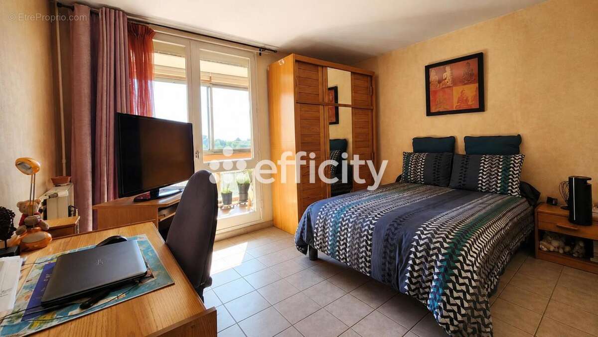 Appartement à MARSEILLE-11E