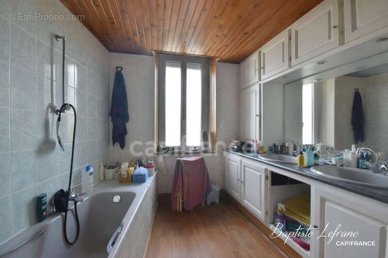 Maison à BAUGE