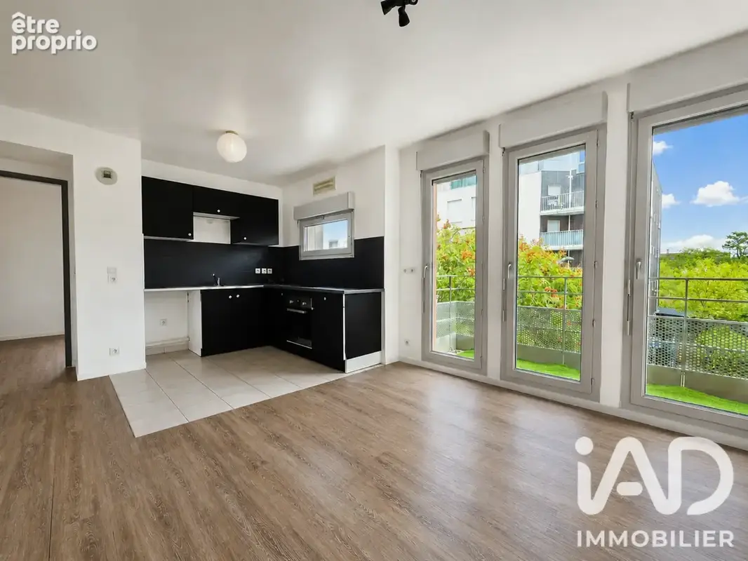 Appartement 3 pièces 50 m² · à Montigny-les-Cormeilles · 50 m² · 180 000 €