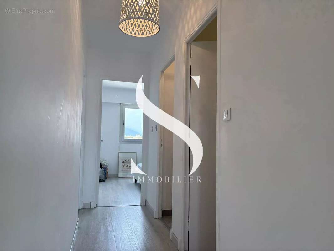 Appartement 3 pièces de 73 m² avec Parking en sous sol - photo 8