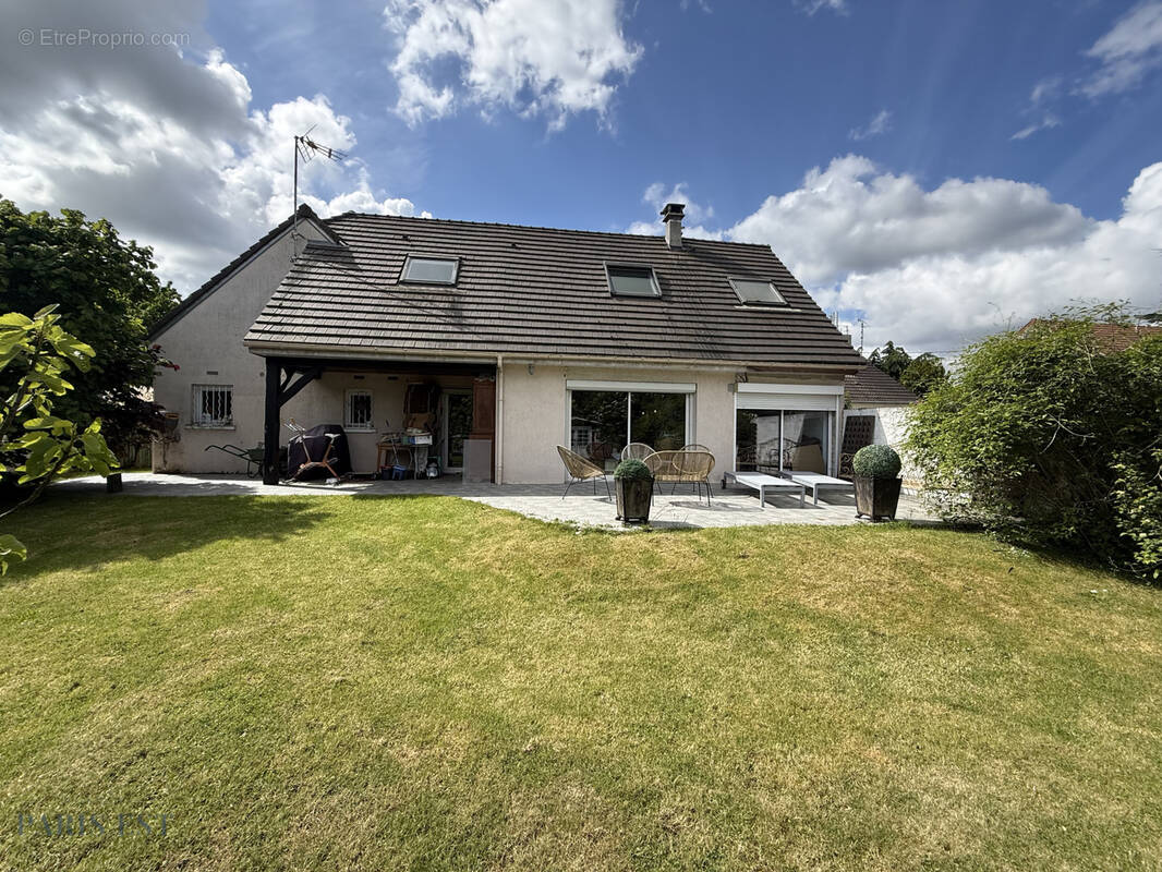 Maison à VILLEPARISIS