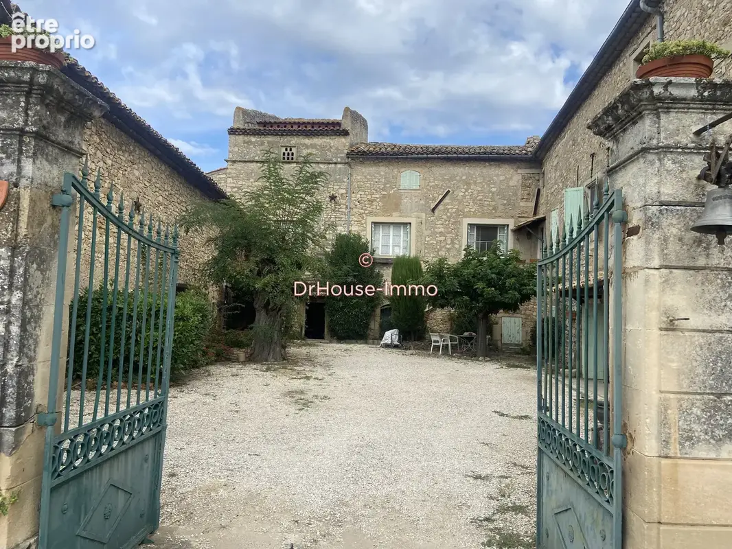 Maison 8 pièces 370 m² à vendre à Orsan (30200) - photo 13