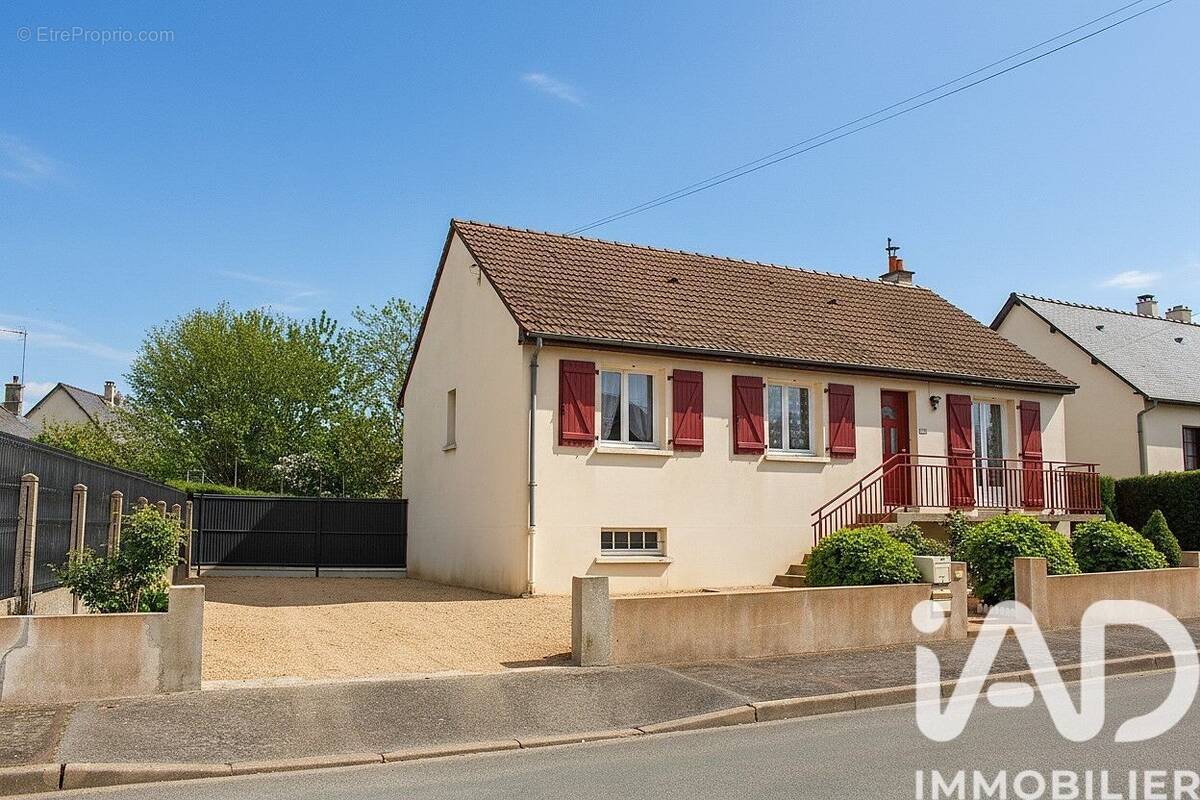 Photo 1 - Maison à MAYENNE