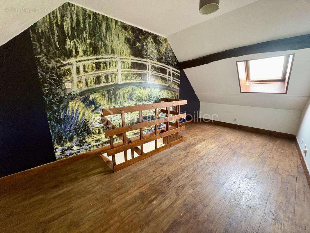 Appartement à NANTEUIL-LE-HAUDOUIN