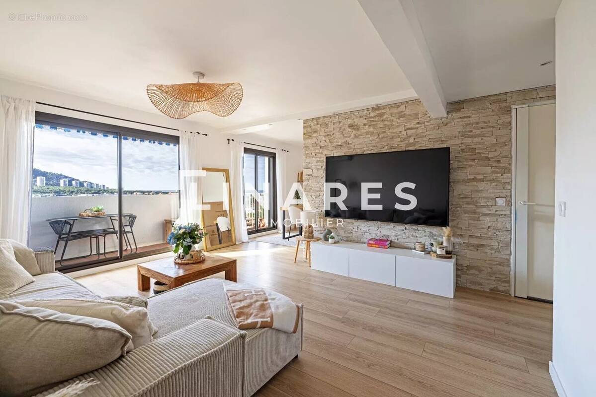 Appartement à MARSEILLE-9E