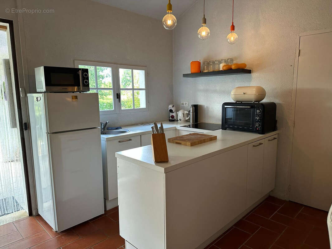 Maison de plain-pied  avec piscine chauffée et espace indépendant - photo 5