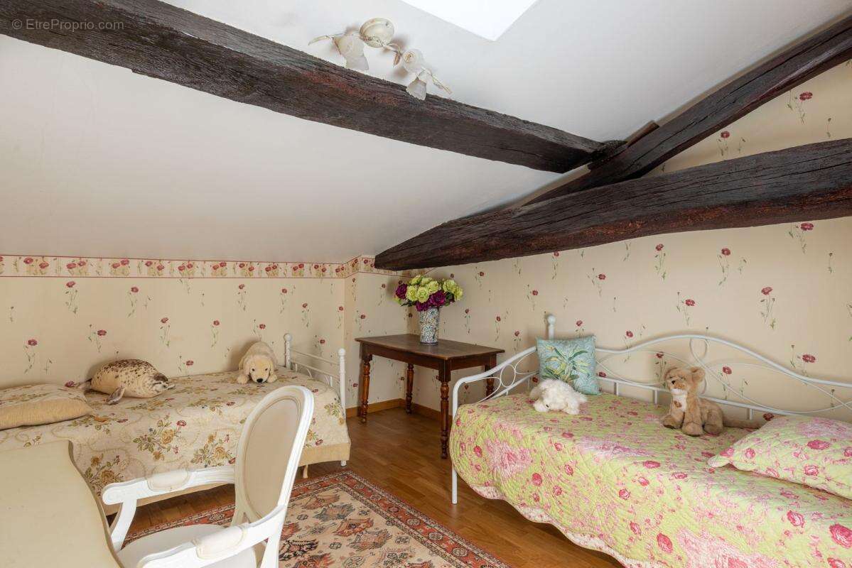 Maison de ville – cœur historique de mâcon - photo 11