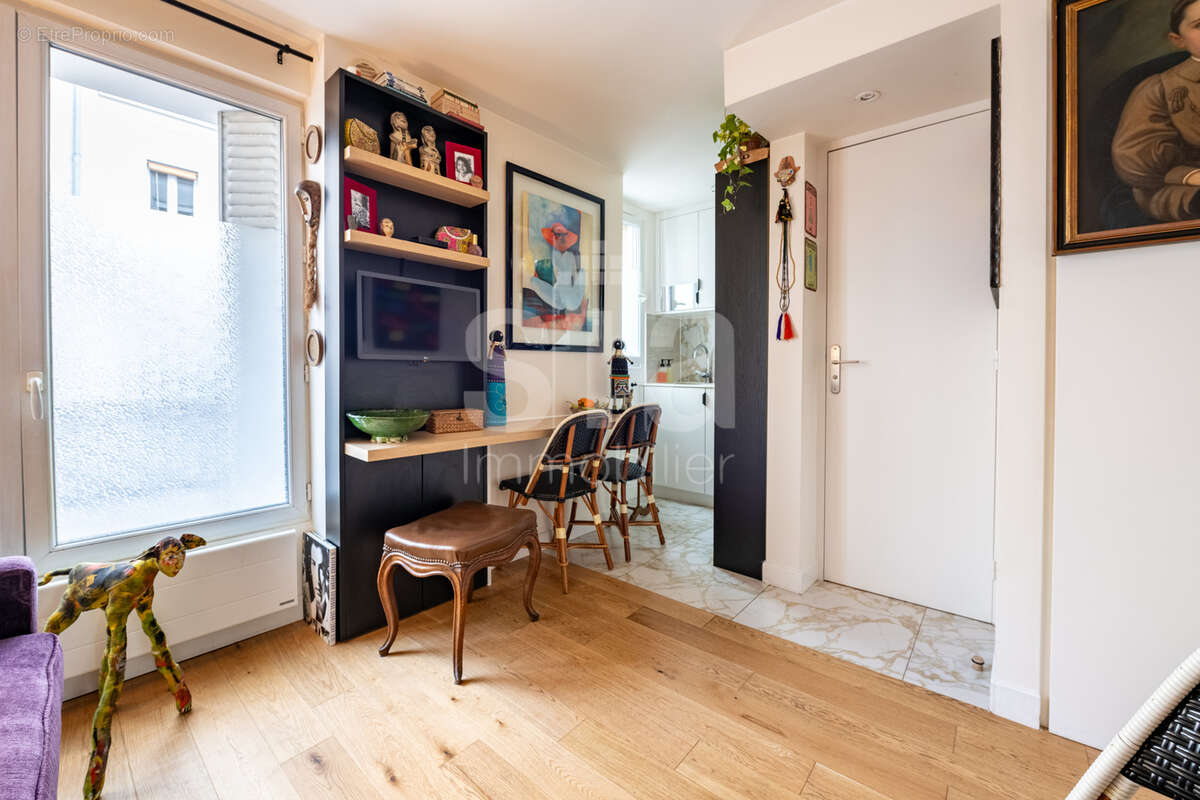 Appartement à PARIS-11E