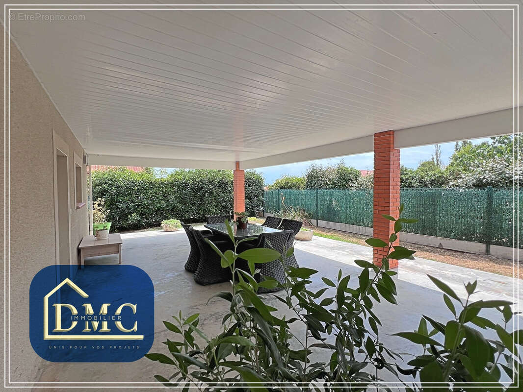 Belle maison familiale de 186 m2 avec piscine, studios indépendants et grand terrain paysagé - photo 17