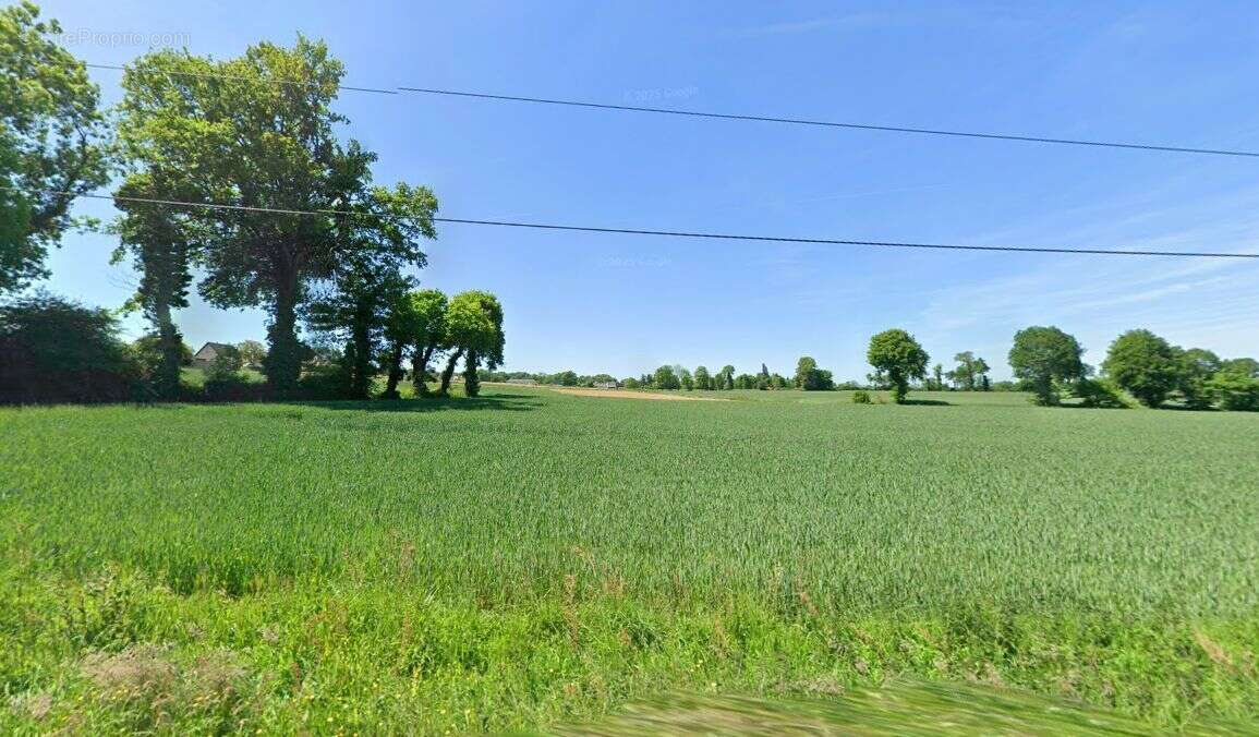Terrain à GUIPEL
