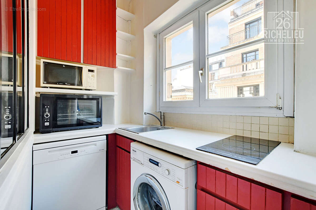 Appartement à PARIS-2E