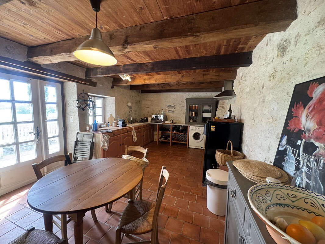 Maison à TOUFFAILLES