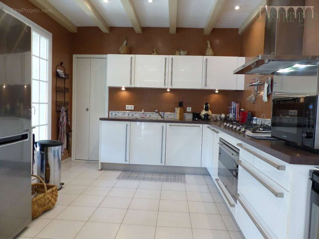 Maison à SAINT-JEAN-DE-CORNIES