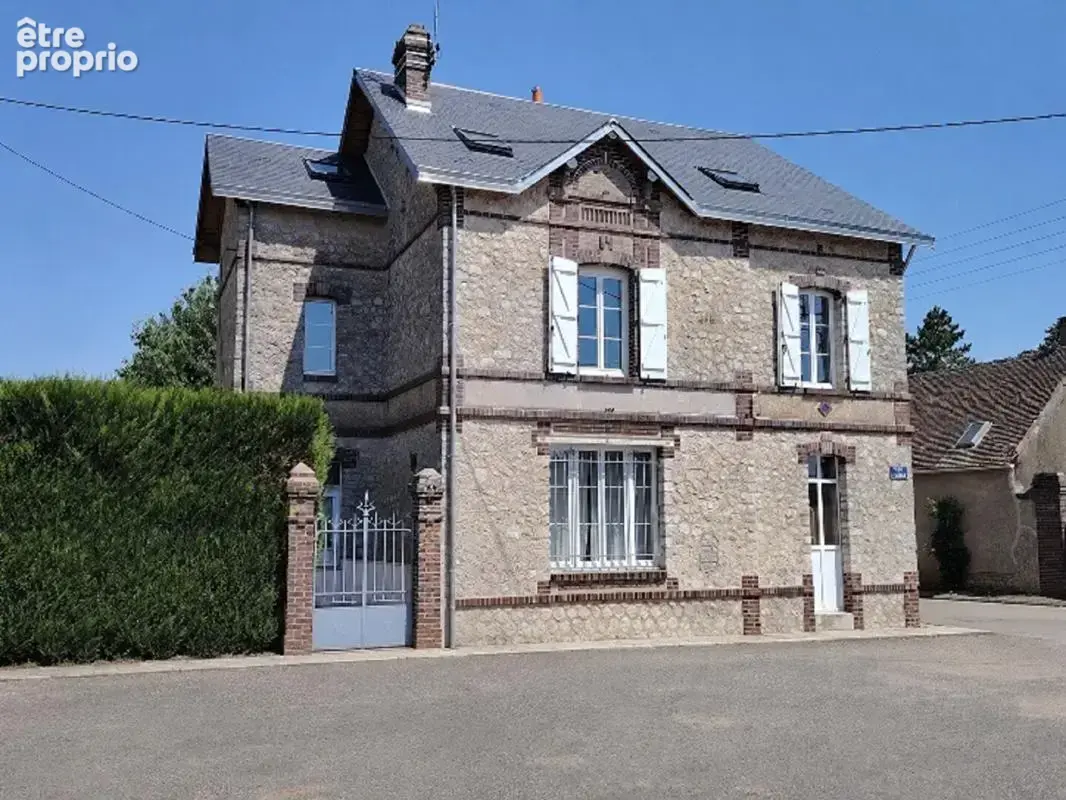 Maison à CHARTRES