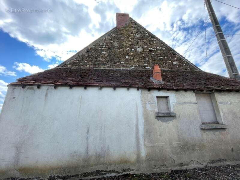 Maison à NOUZEROLLES