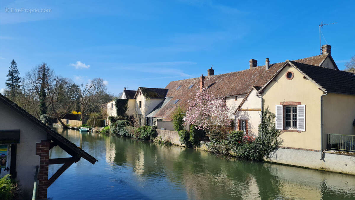 Maison à MAINTENON