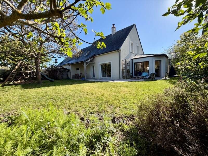 Maison à VILLEVEQUE