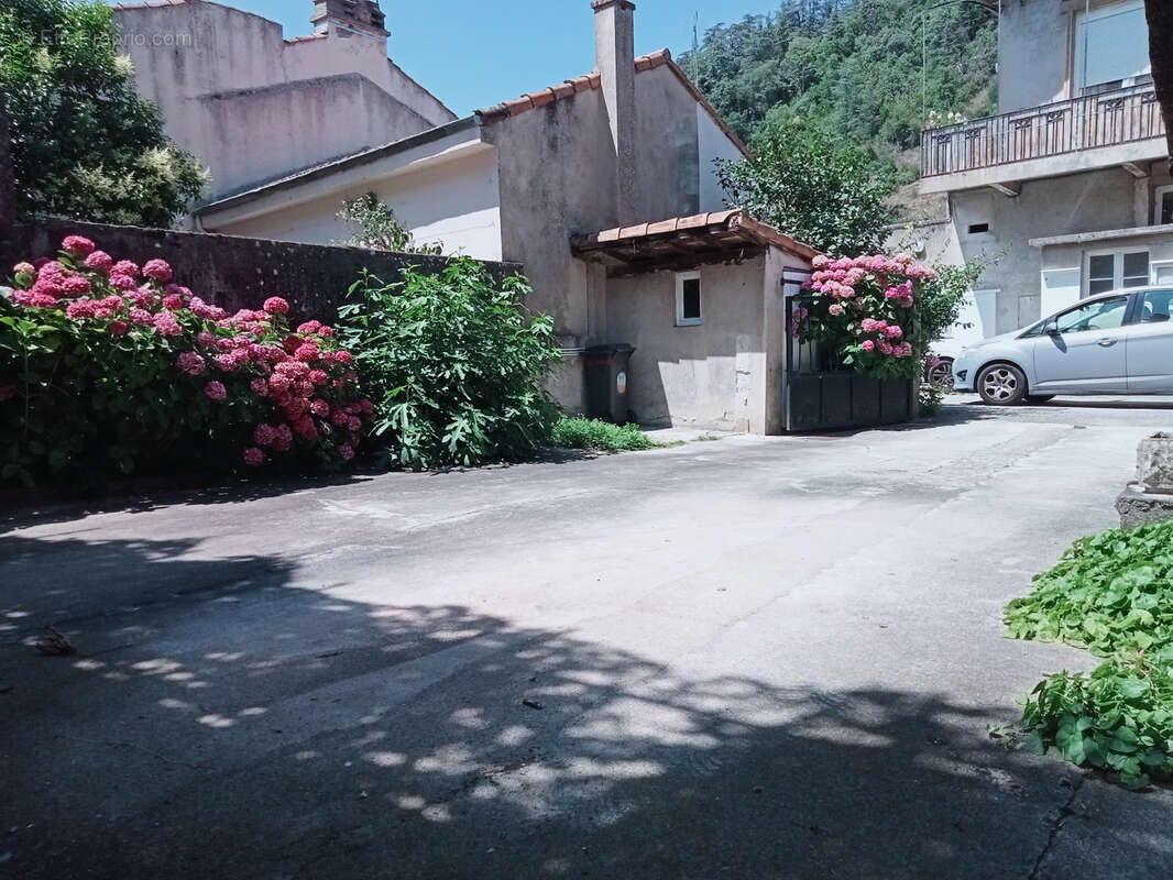 Maison à BEAUCHASTEL