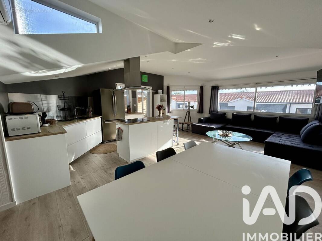 Photo 1 - Appartement à VENDAYS-MONTALIVET