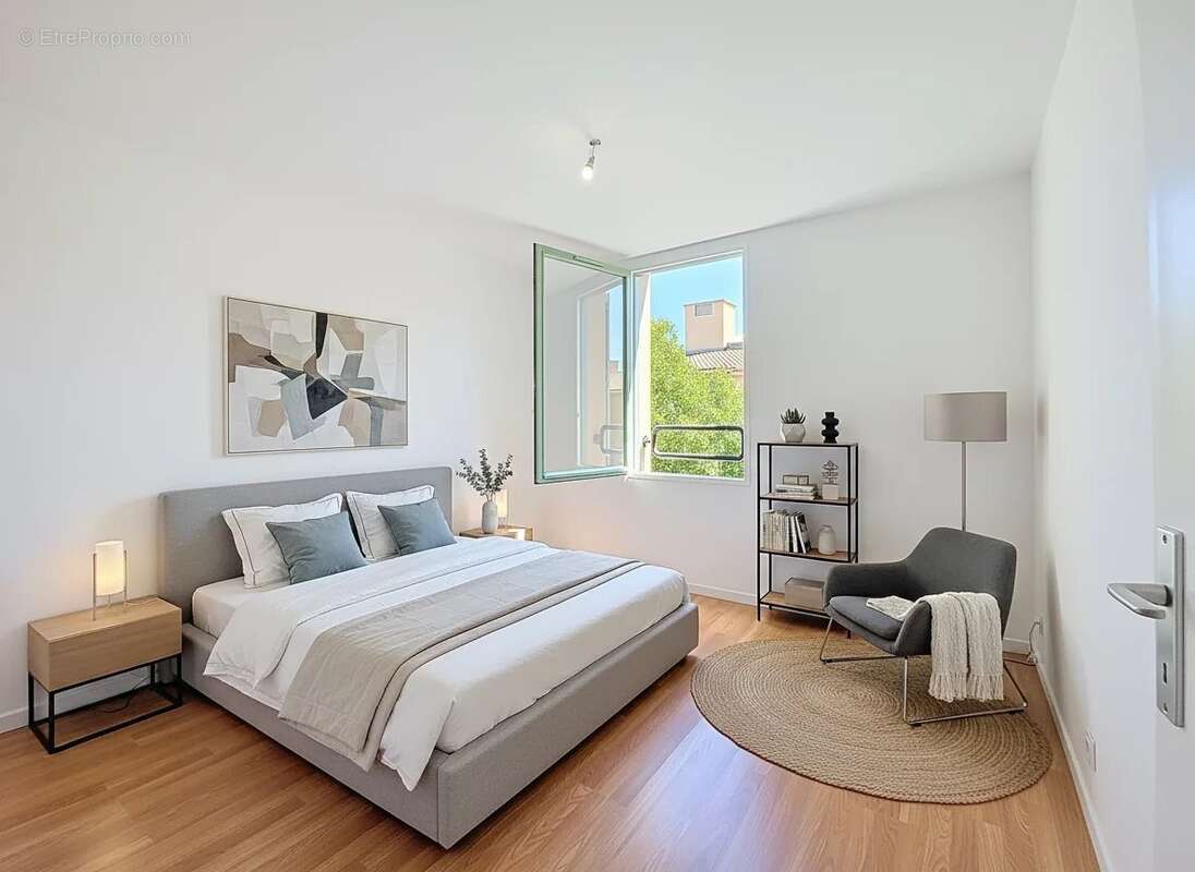 Appartement à VALBONNE