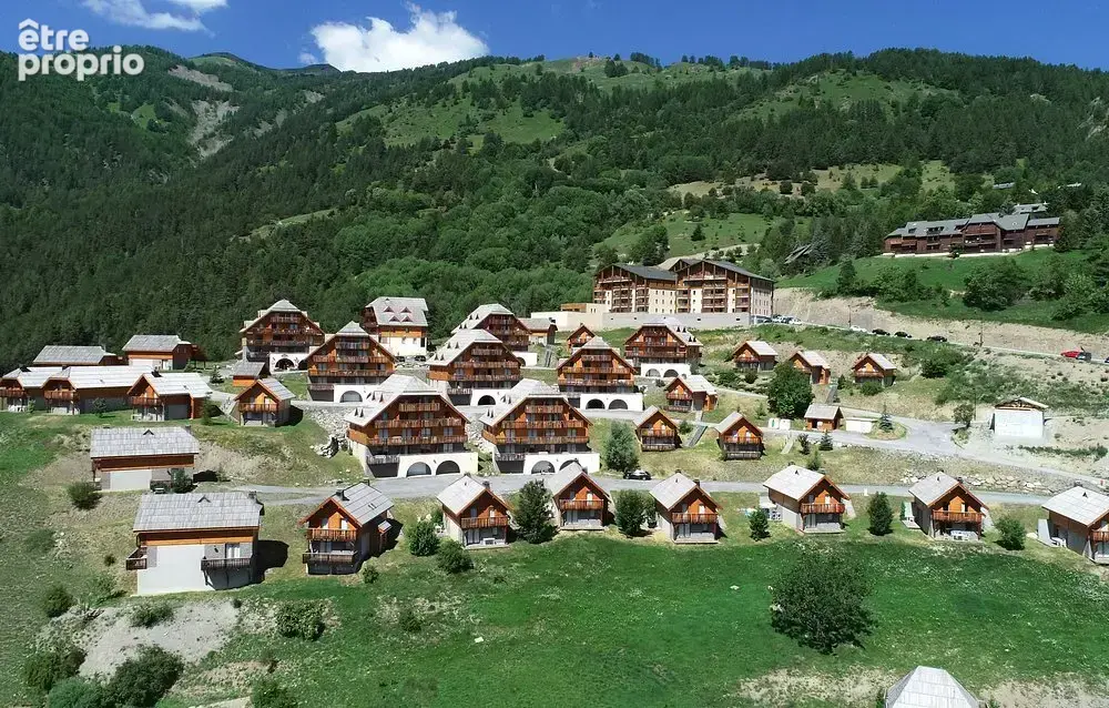 INVESTISSEMENT LOCATIF  Pra Loup 1500  Résidence de Tourisme Odalys Le Village de Praroustan - 6 % de rentabilité - photo 15