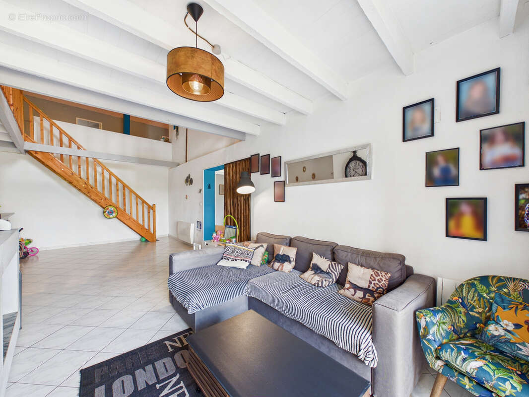 Belle maison lorraine de caractère - 230 m2 - Rénovée avec goût - photo 5