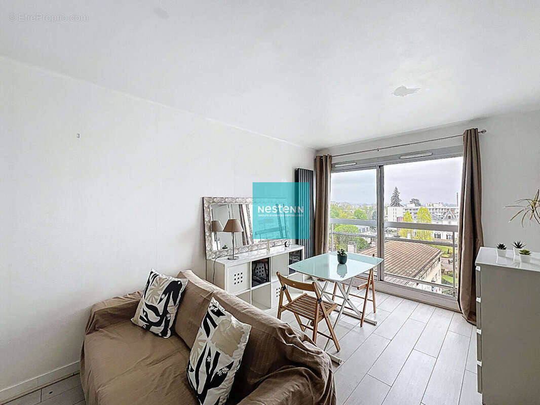 Appartement Franconville - Dernier étage - Centre-Ville - Lumineux et bien agencé - photo 2