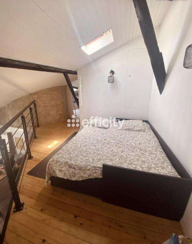 Appartement à SAINTES