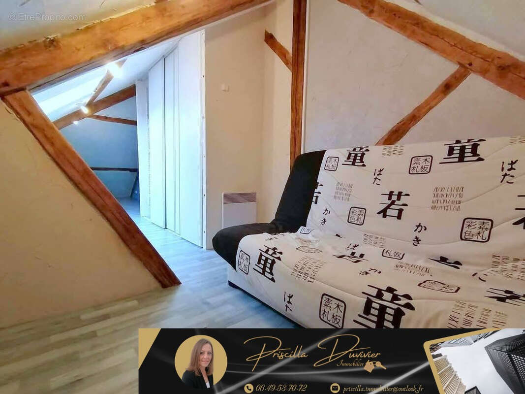 Appartement à MOUY
