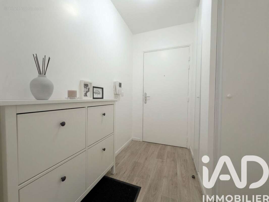 Photo 6 - Appartement à LIEUSAINT