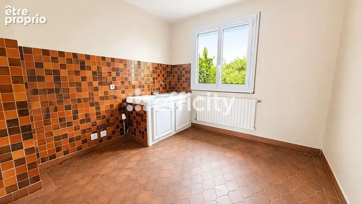 Maison 5 pièces 96 m² à vendre à Vaulx-En-Velin (69120) - photo 8