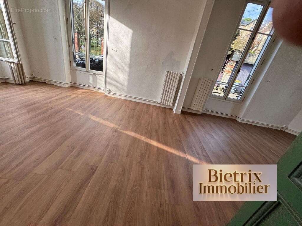 Maison à L'ISLE-ADAM