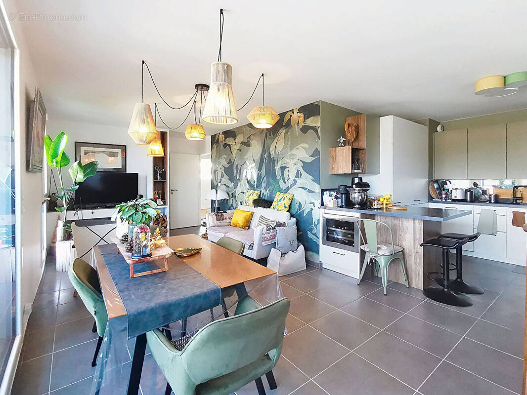 Appartement à ANTHY-SUR-LEMAN