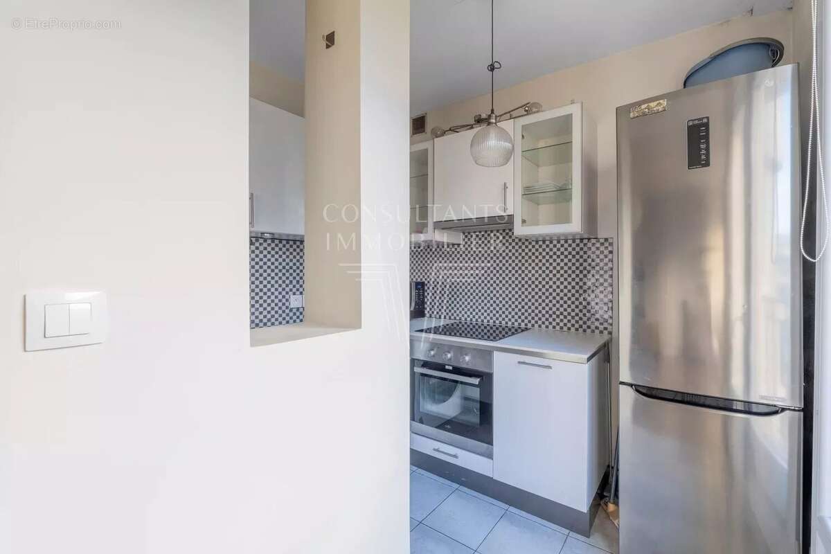 Appartement à LEVALLOIS-PERRET