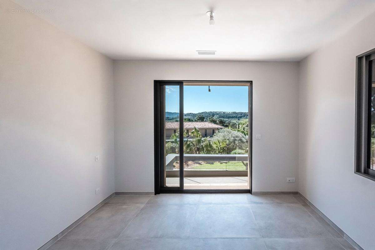 Maison à LA CADIERE-D'AZUR