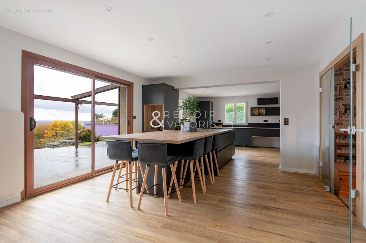 Maison à DOMMARTEMONT