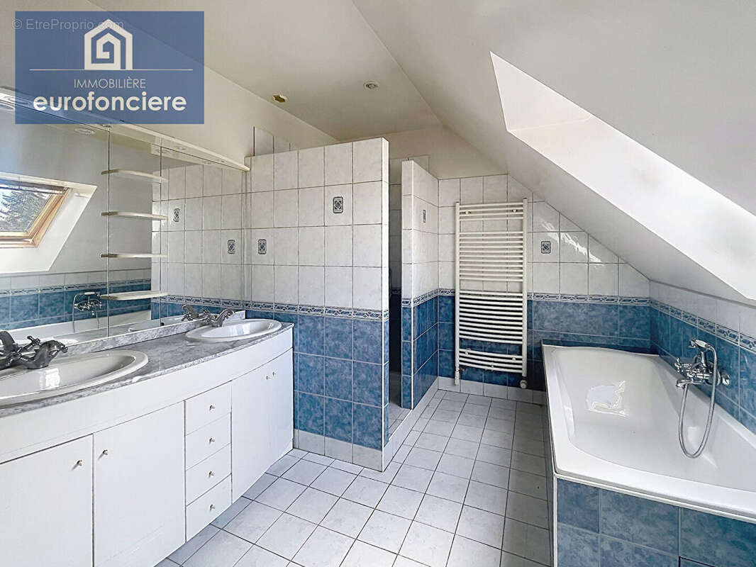 Maison Saint Lyé 6 pièces - photo 8