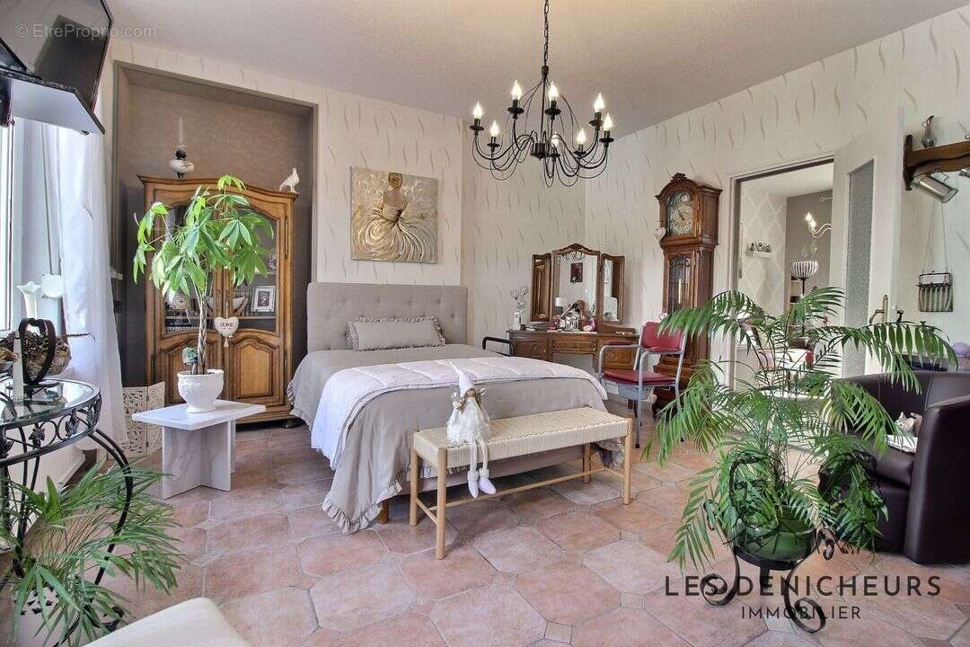 Maison à FOURMIES