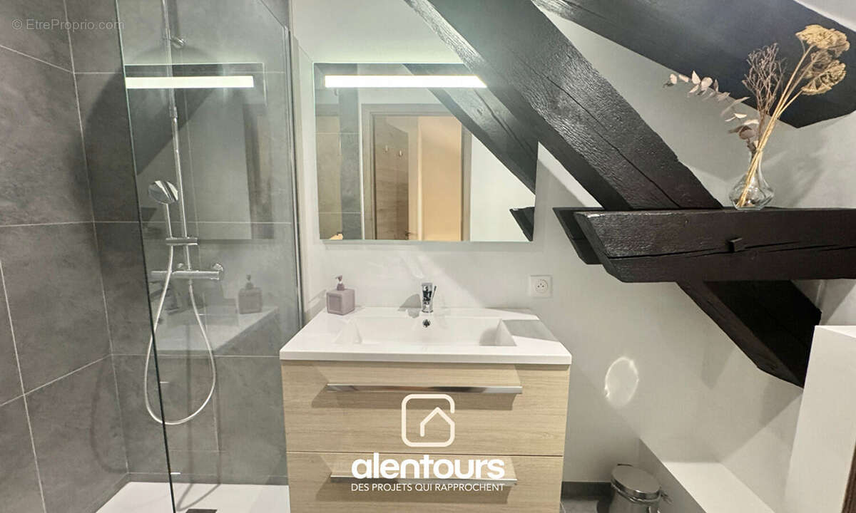 Bel immeuble proche ARTEM - photo 9