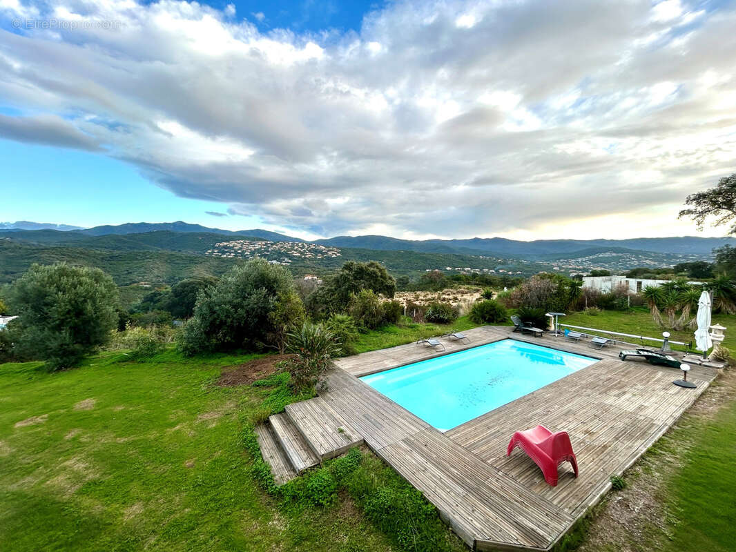 Maison à GROSSETO-PRUGNA