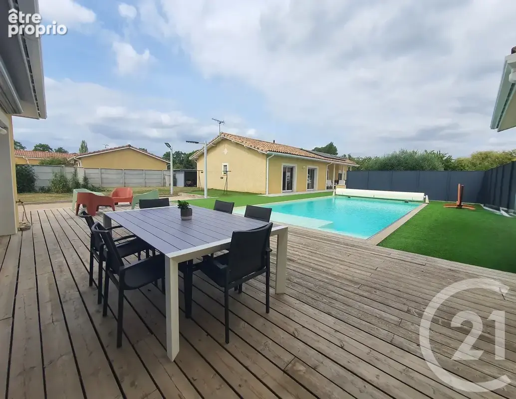 Maison 215 m² à Lisle-Sur-Tarn  - photo 16