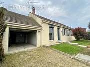 Maison à ESTREES-SAINT-DENIS