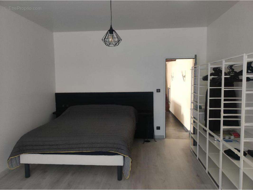 Maison à SAINT-OUEN-DE-MIMBRE