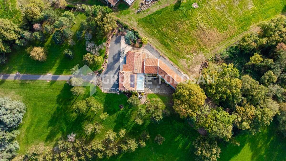 Maison à MONTASTRUC-LA-CONSEILLERE